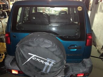 Nissan Terrano II - 5