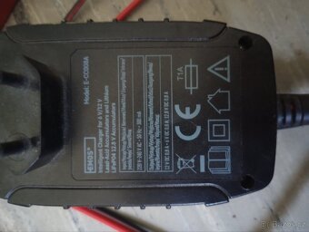 Autobaterie nabíječka Emos - 5