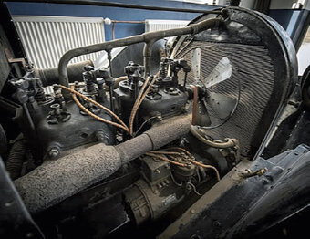 REO Fifth Touring - 5