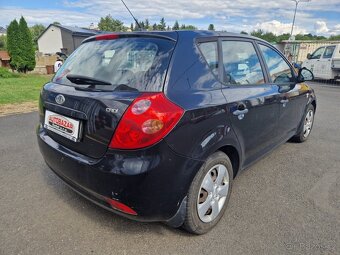 Kia Cee´d, 1,6 CRDi 84kW, 1. MAJITEL - 5