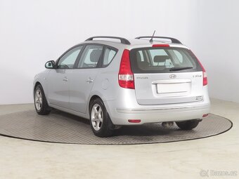 Hyundai i30 1.6 CRDi Combi, 2010, 66 kW, 172 378 km - 5