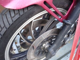 Yamaha xj 750 Seca - 5