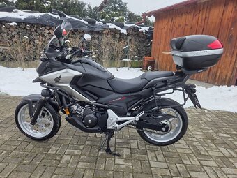 Honda NC750X - 5