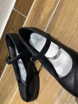 Krásné dívčí střevíčky velikost 33 - 5