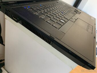 Prodám notebook Dell - 5