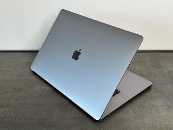 MacBook Pro 16" 2019 i7 / 512GB / 16GB / SG - 5
