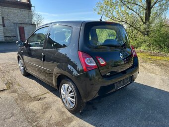 Renault Twingo 1,2i 55kw výbava Excllusive 94000km - 5