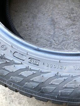 236/50 R17 Nokian WR snowproof - 5
