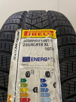 Original nové Lexus NX r18 + Pirelli 235/60/18 100% - 5