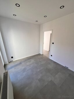 Nebytový prostor 10m2 - 5