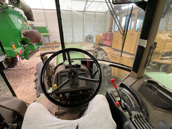 John DEERE 4755 - 5