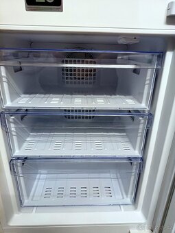 Nová vestavná lednice Beko, 193 cm, ZÁRUKA - 5