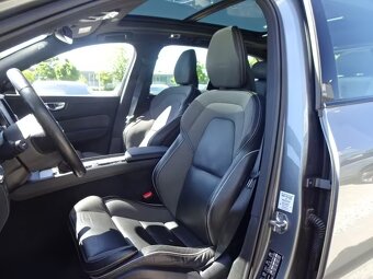 Volvo XC60 D4 R DESIGN FullLED KAMERA PANORAMA - 5