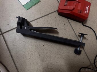 Zelený multiliniový laser Hilti PM 30-MG...3x360 ° - 5