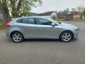 Volvo V40 D3 2.0 D  140.769 km - kroupy - 5