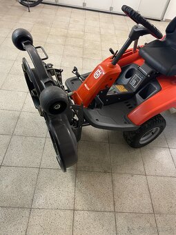 Rider Husqvarna R 214 C - 5