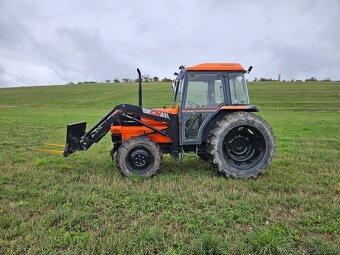 Malotraktor Kubota GL53 s čelním nakladačem - 5