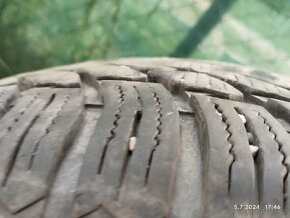Prodám pneumatiky 215/65 r16 - 5