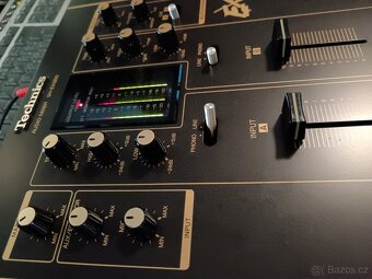 Profesionální analogový mix Technics SH-EX1200 - 5