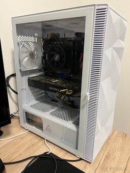 PC Ryzen 5 5500 RTX 2070 16gb ram - 5