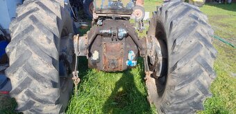 Prodám zadní část traktoru zetor 5611 - 5