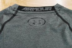 UNDER ARMOUR - COMPRESNÍ TRIKA HEAT GEAR "S" a "XS" (SR) - 5