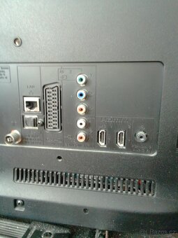 SONY BRAVIA 70 KDL - 26EX320 - 5