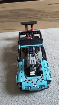 Lego Technic 42050 - 5