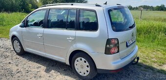Volkswagen Touran 1.4 TSi  7 míst 2010 - 5