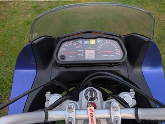 Honda XL125V Varadero - 5
