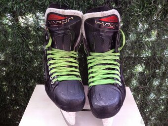Hokejové brusle Bauer Vapor 3X vel. 8,5 Fit 2 - 5