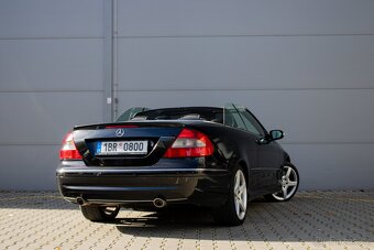 Mercedes-Benz CLK 320 Cabriolet z roku 2006 - 5