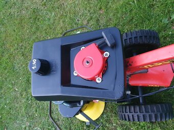 Prodám českou dvoububnovou sekačku  bdr 700, málo používaná - 5