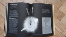 Víry a vyznání (Myrtle Langleyová, John Butterworth, ...) - 5