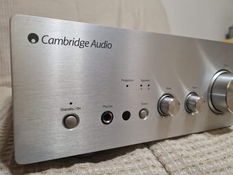Cambridge Audio azur 650A - 5