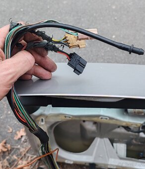 Páté dveře Octavia 1 - 5