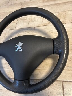 Volant Peugeot 107 - 5