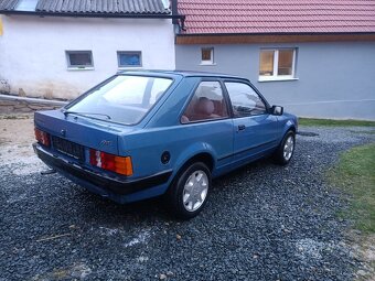 Ford Escort - 5