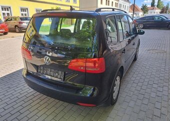 Volkswagen Touran 1,6 Comfortline nafta manuál 77 kw - 5