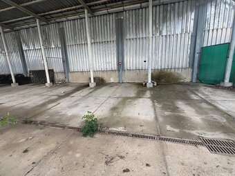 Pronájem kryté a oplocené zpevněné plochy 70 m² - 5