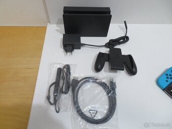 Nová herní konzole Nintendo Switch - model HAC-001 - 5