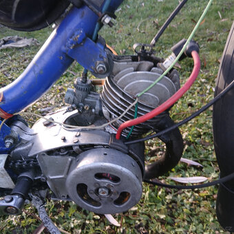 Stadion s upraveným motorem - 5