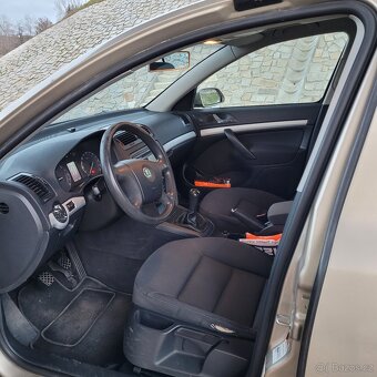 Škoda Octavia - 5