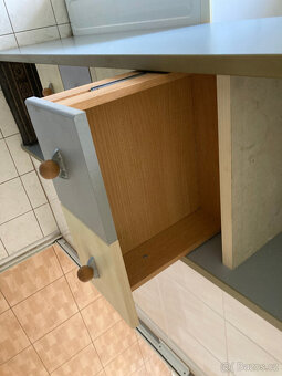 Skříňka koupelnová se zásuvkami za 500 kč - 5