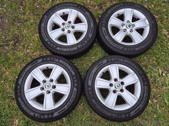 Kompletní zimní ALU kola Škoda PYXIS - 205/60 R15 - 5x112 - 5