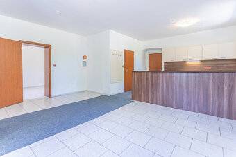 Praktický byt 3+KK 58 m2 v Bělé u Malont – vlastní parkování - 5