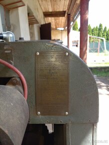 Historický traktor J.A.P - 5