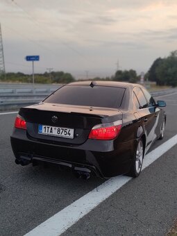 Bmw e60 545i v8 245kw NA OPRAVU - 5