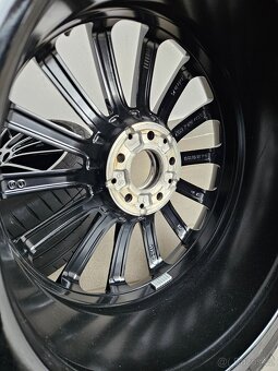 Orig. Mercedes AMG 5x112 Letní 245/35/19 - Zánovní - 5