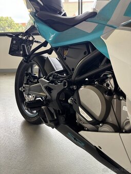 CFMOTO 300SR Nebula White - 5